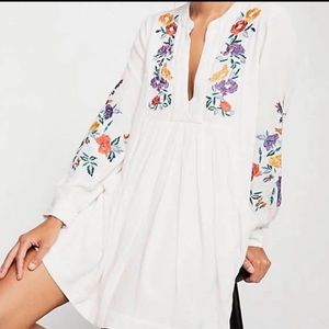 Free people Mia White Floral Embroidered dress- Size Medium